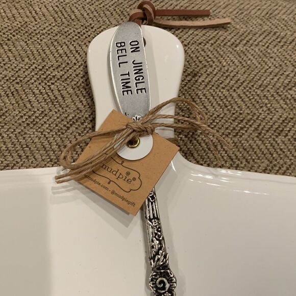 Christmas Cheese Board with spreader - Picture 2 of 7